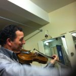 Fapy Lafertin playing violin